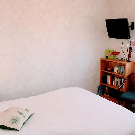 Apartment Le 16 Bis Climatise Pmr